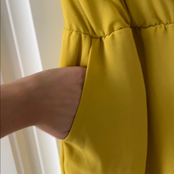 Yellow romper - Picture 3 of 4